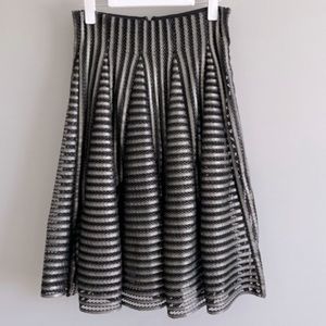 7TH AVENUE | Gold and Black Striped Pleated Skirt Sz 6